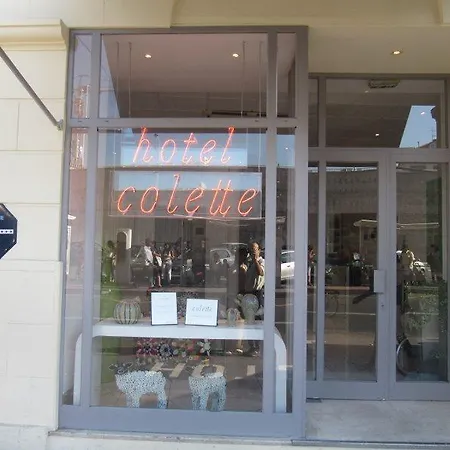 Colette Centre Готель 4*