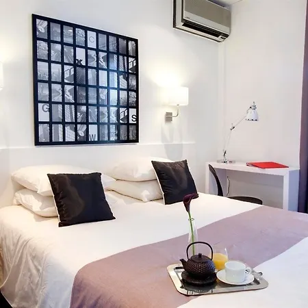 Готель Colette Centre 4*